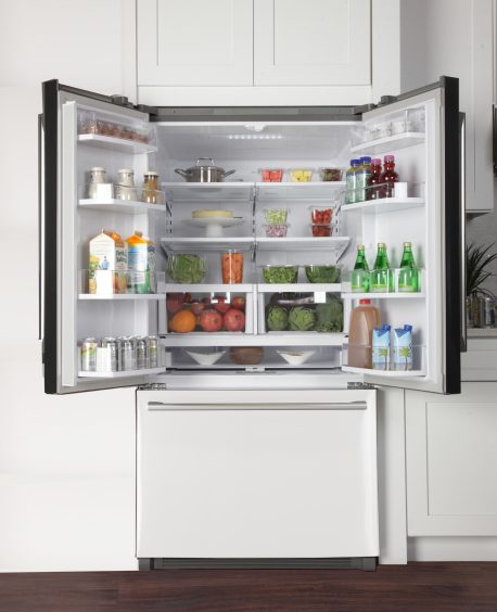 Kucht 36-Inch 26.1 Cu. Ft. French Door Refrigerator with Interior Ice Maker in White - K748FDS-W